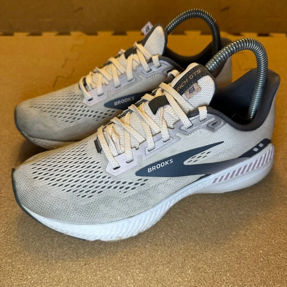 Brooks Launch GTS 8 Running Shoe Women 6.5 Grey Navy Support Sneaker 1203461B653